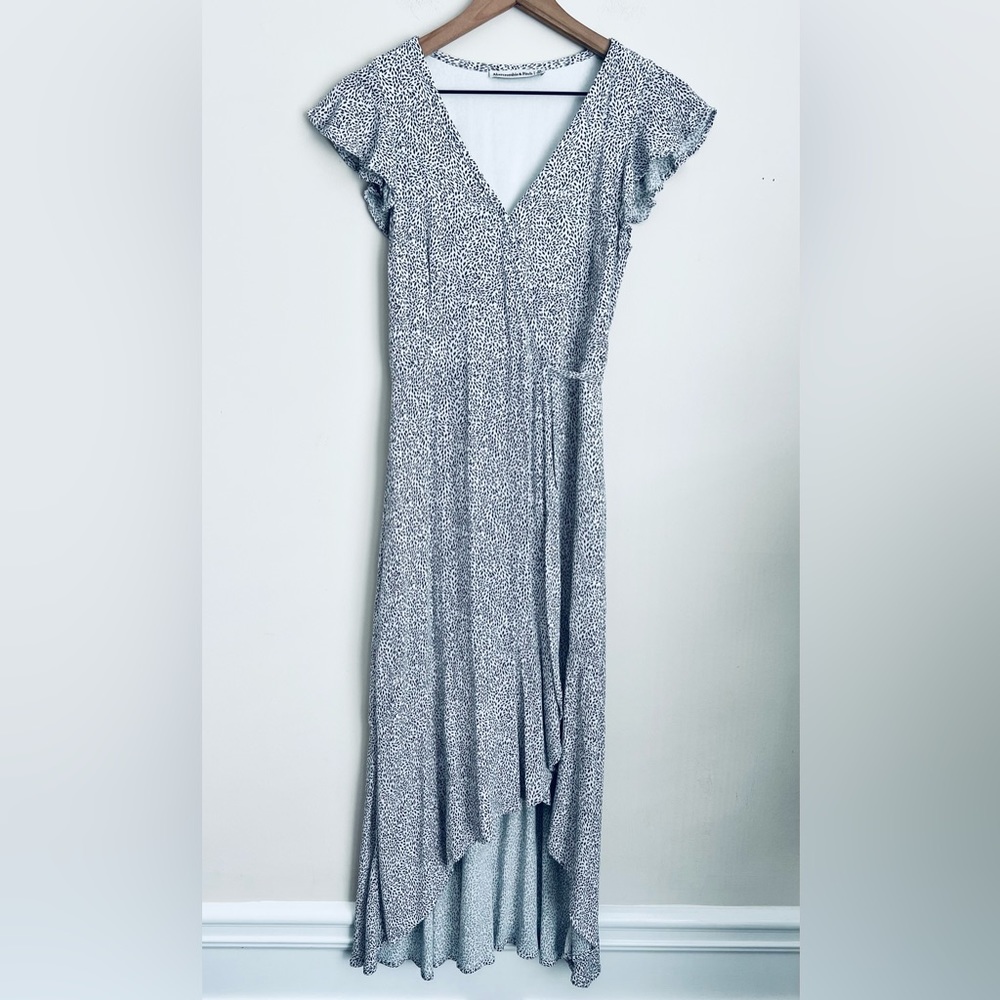 Abercrombie & Fitch Wrap Midi Dress Flare Cap Sleeve White & Gray XS